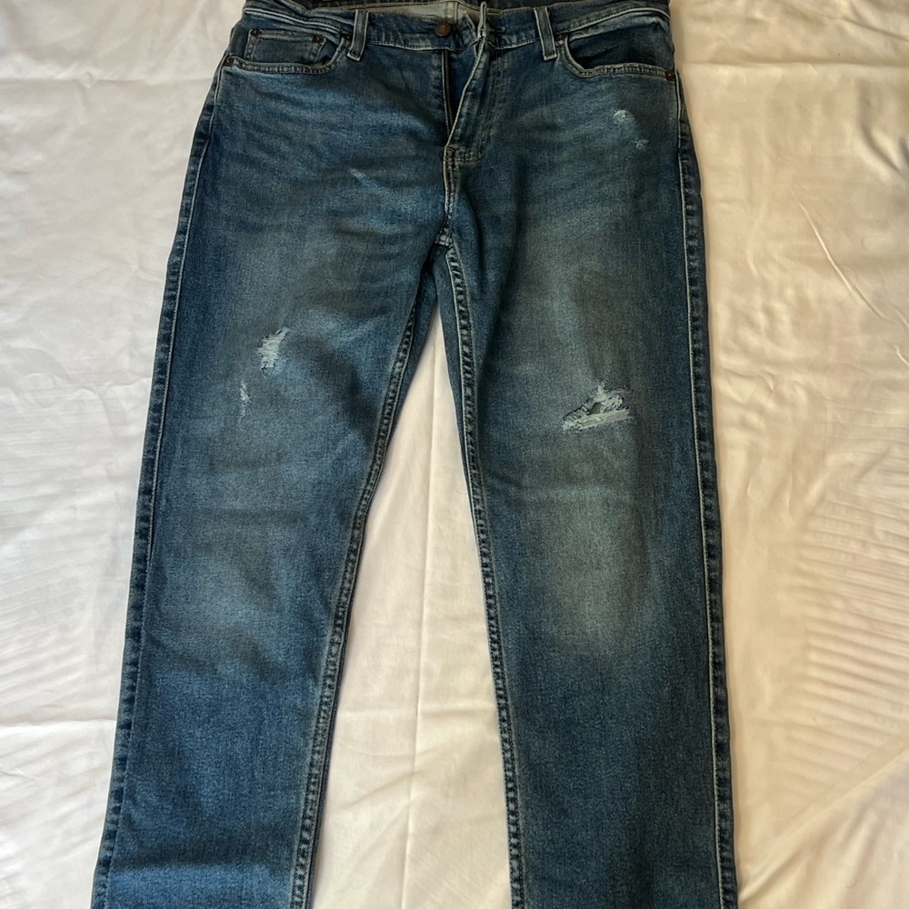 32x32 Hollister jeans